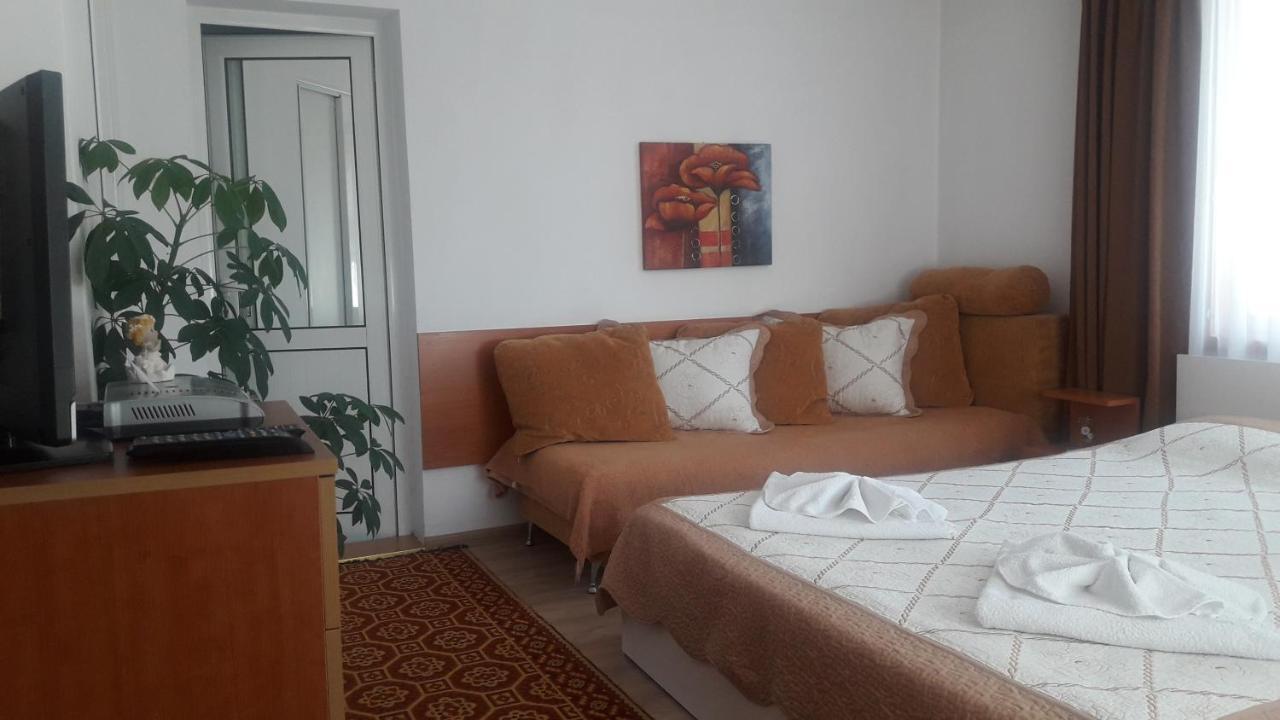 Guest House Stoletnika Яґодіна Екстер'єр фото