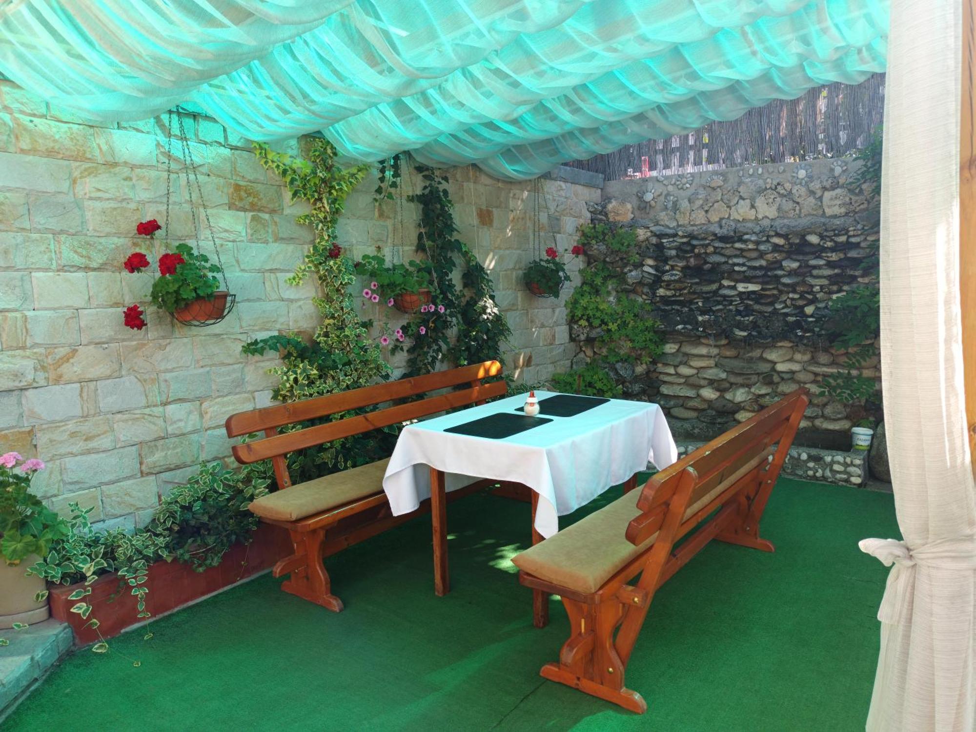 Guest House Stoletnika Яґодіна Екстер'єр фото
